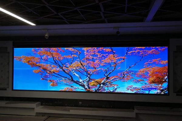 無縫拼接屏在城市售樓中心的應(yīng)用能起到哪些作用？