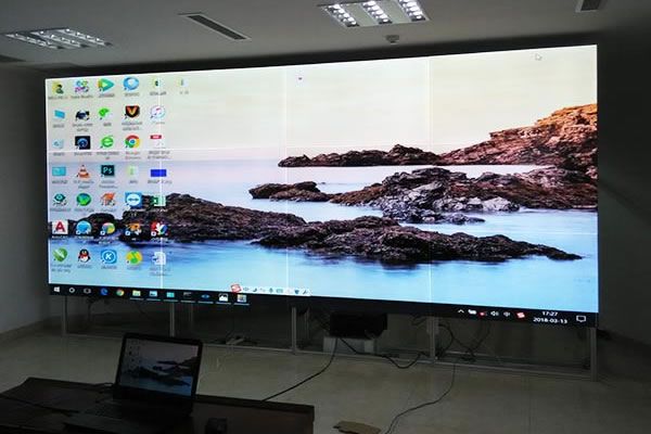 液晶拼接屏怎么做到無縫拼接顯示的？