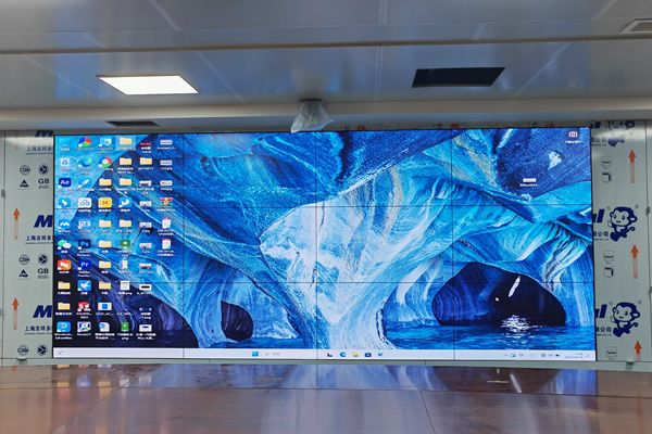 企業(yè)展廳使用液晶拼接屏好，還是LED顯示屏好？